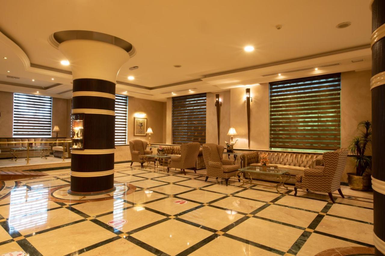 Bristol Hotel Амман Екстер'єр фото Lobby