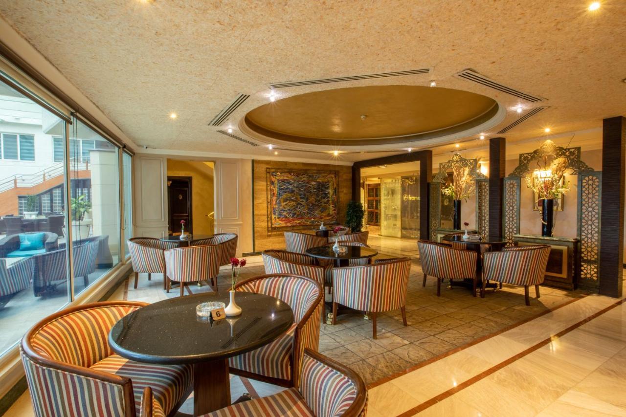 Bristol Hotel Амман Екстер'єр фото The lobby