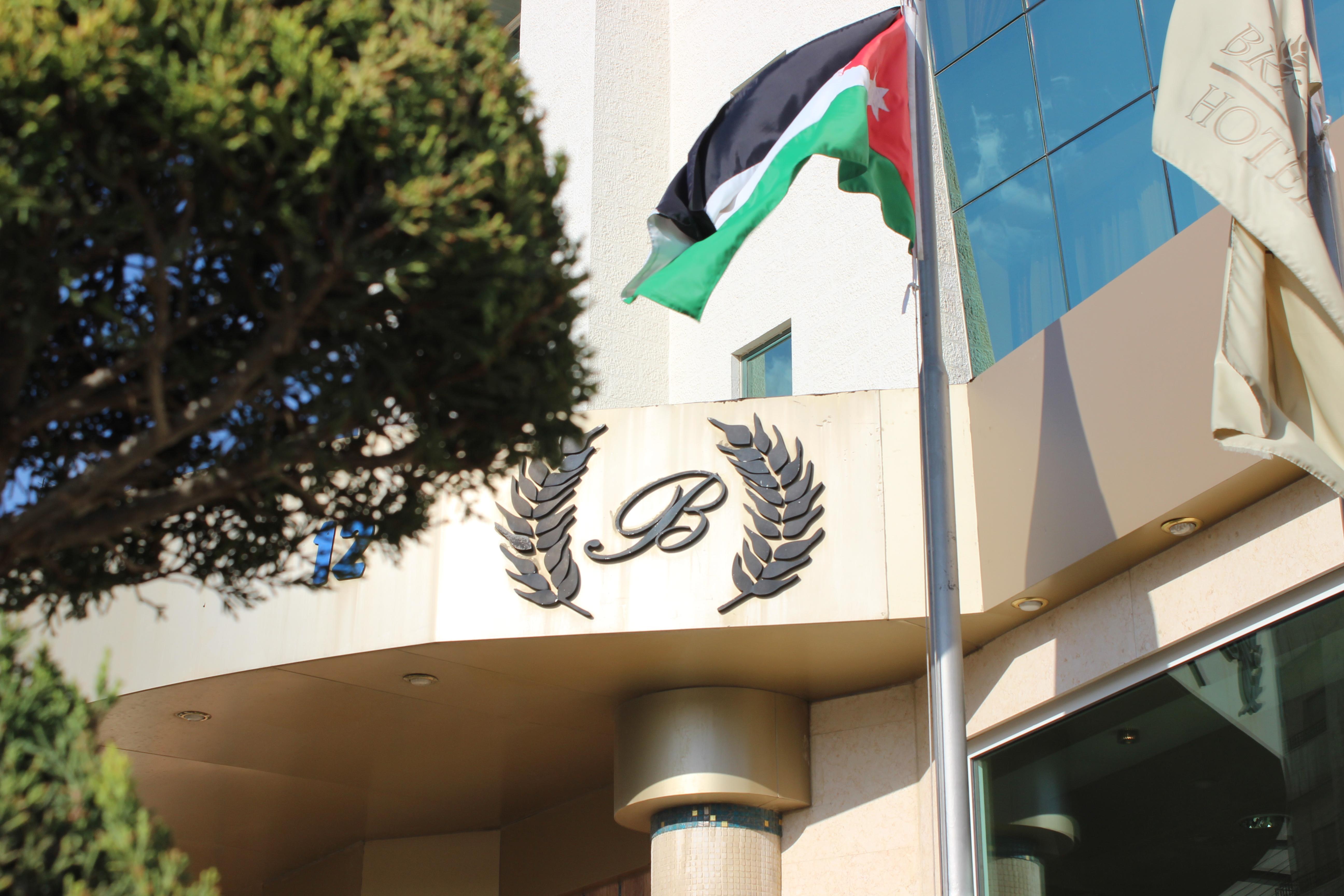 Bristol Hotel Амман Екстер'єр фото Flag of the Arab League