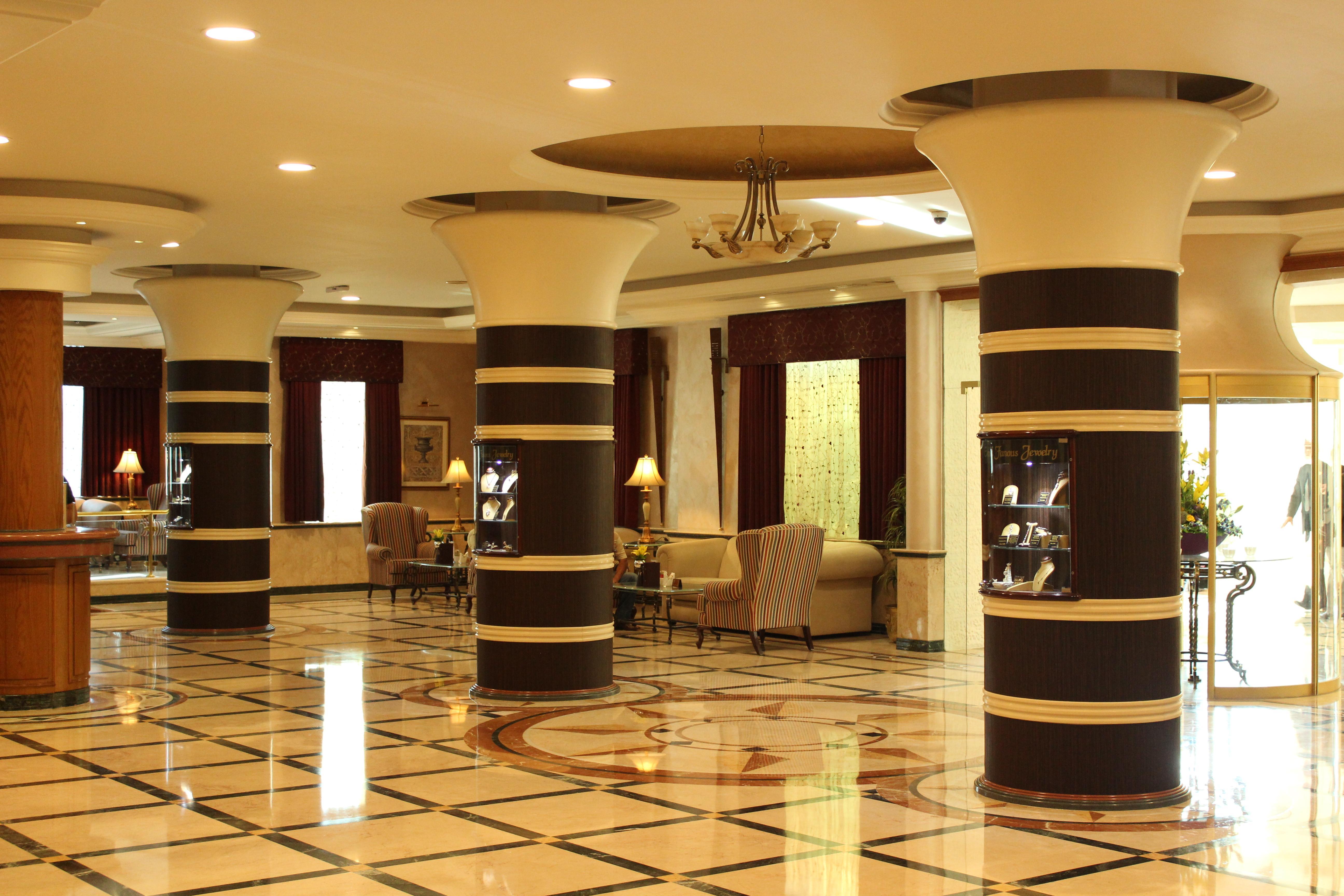 Bristol Hotel Амман Екстер'єр фото The lobby of the hotel