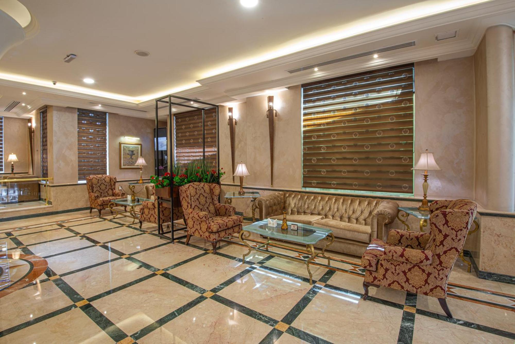 Bristol Hotel Амман Екстер'єр фото Lobby